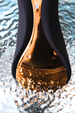 Чёрно-золотой клиторальный вибромассажер WANAME Surf (Цвет: черный с золотым)