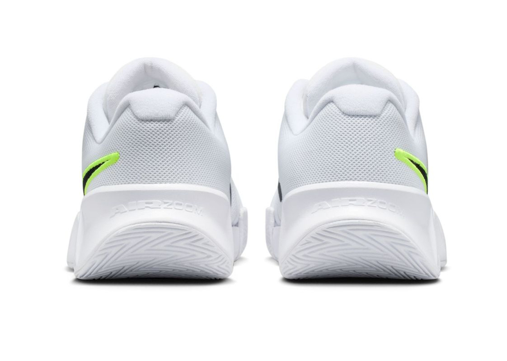 Мужские кроссовки теннисные Nike Zoom GP Challenge Pro - white/pure platinum/black