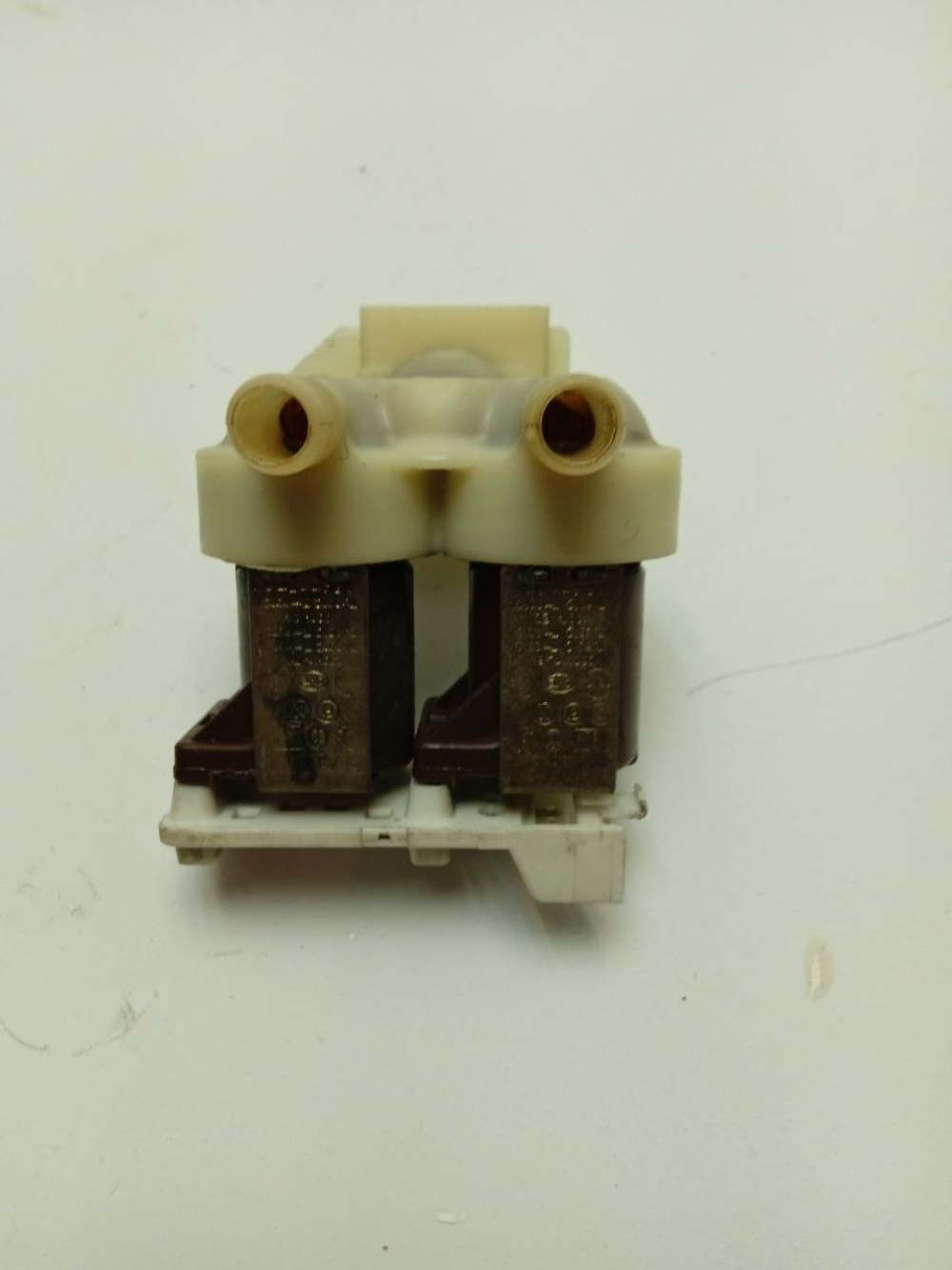 WFO2042OE кт1 Клапан подачи воды для стиральных машин Bosch 428210 б/у