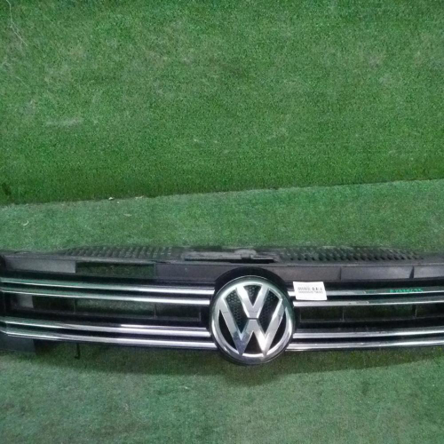 Решетка радиатора VW Tiguan 1 (2011-2018)
