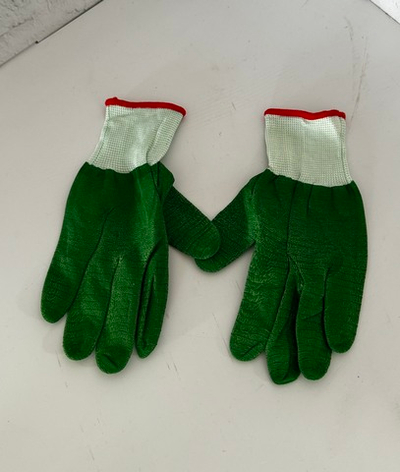 Перчатки нейлоновые с двойным латексным покрытием,зеленые