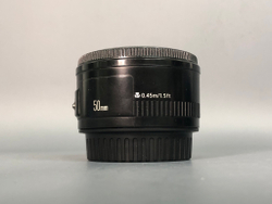 Canon EF 50 1.8 II