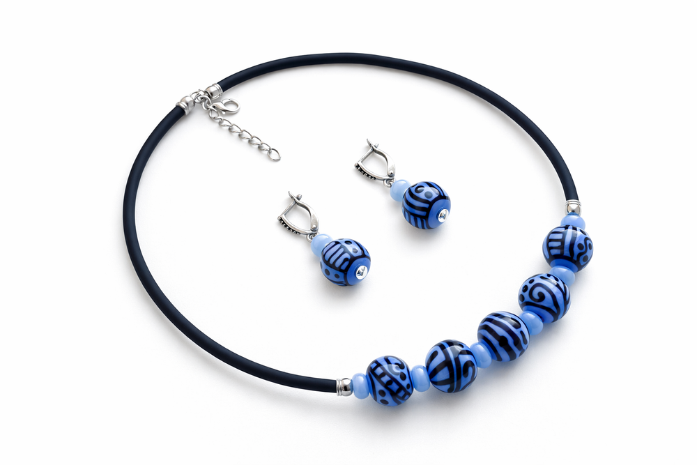 Комплект украшений из муранского стекла: колье, серьги