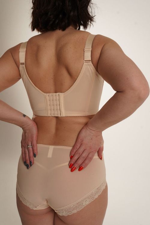 Трусы Vasilissa Alessia шортики персиковый