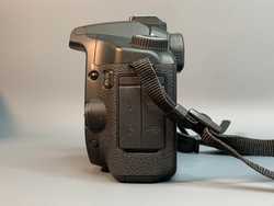 Canon EOS 40D 2.700 кадров