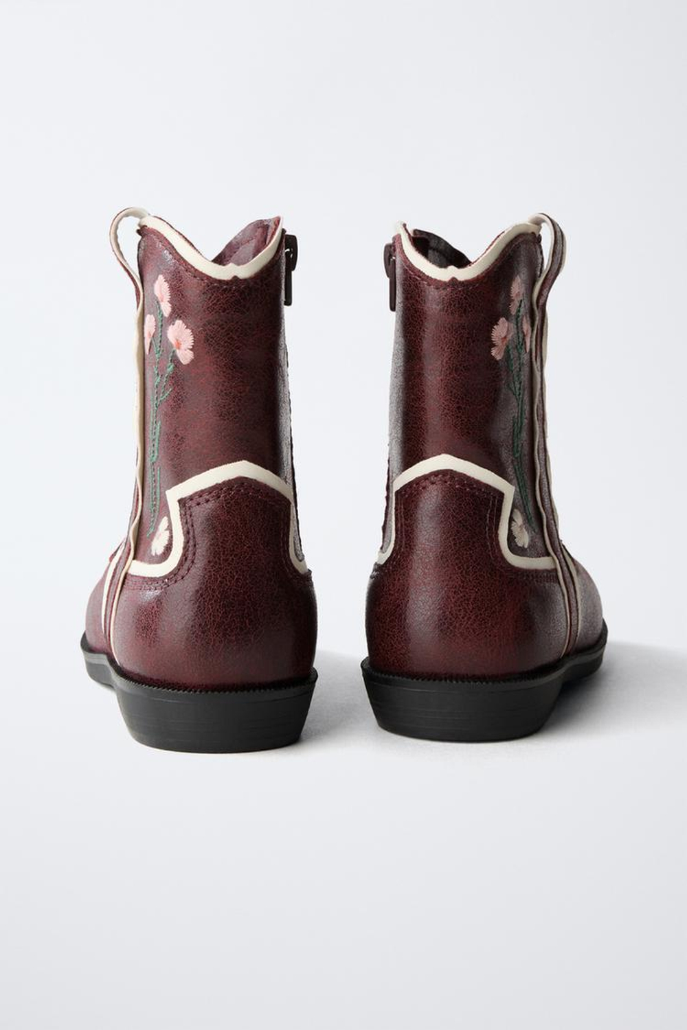 ZARA ВЫШИТЫЕ САПОГИ В КОВБОЙСКОМ СТИЛЕ, ГРАНАТОВЫЙ