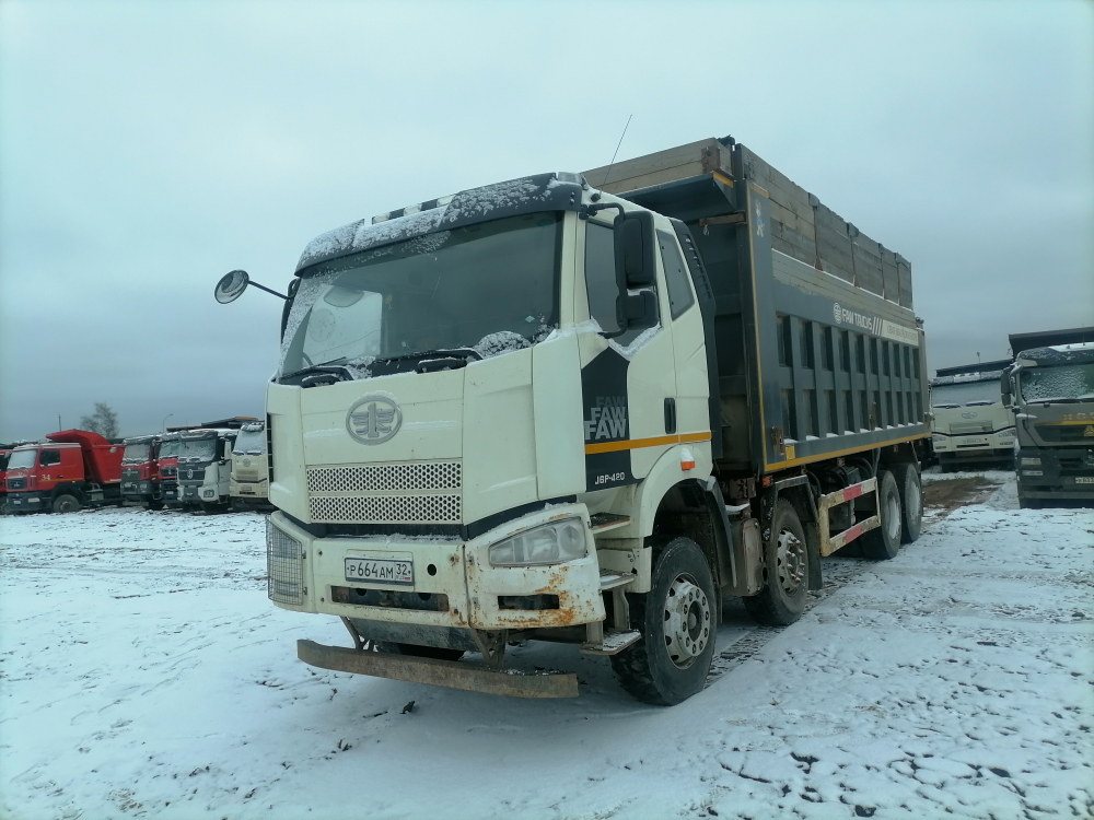 FAW J6 8x4 Самосвал СА3310Р66K24T4E5 (Дизельный, 11,1 л, 420 л.с., МТ)
