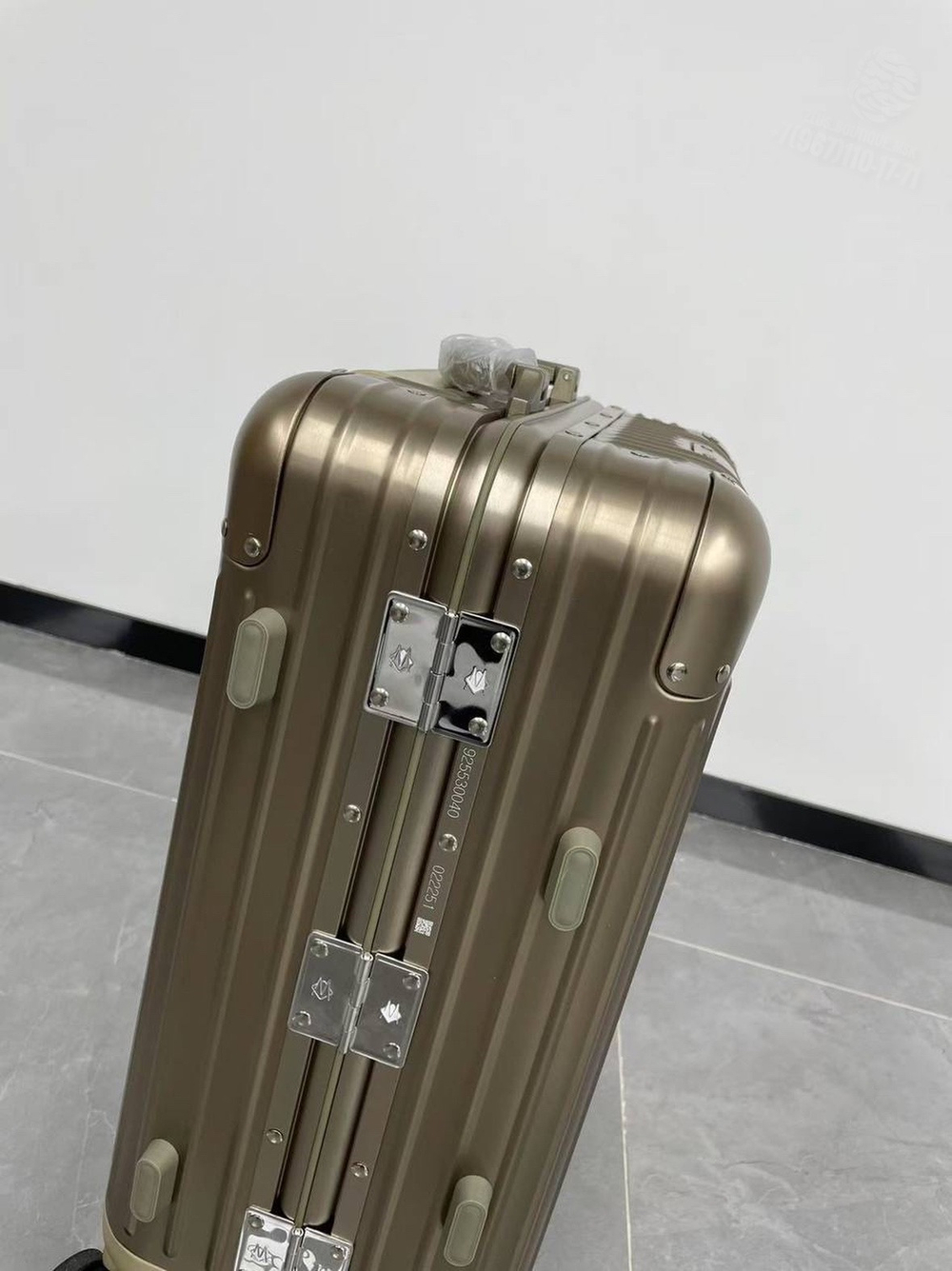 Дорожный чемодан Rimowa