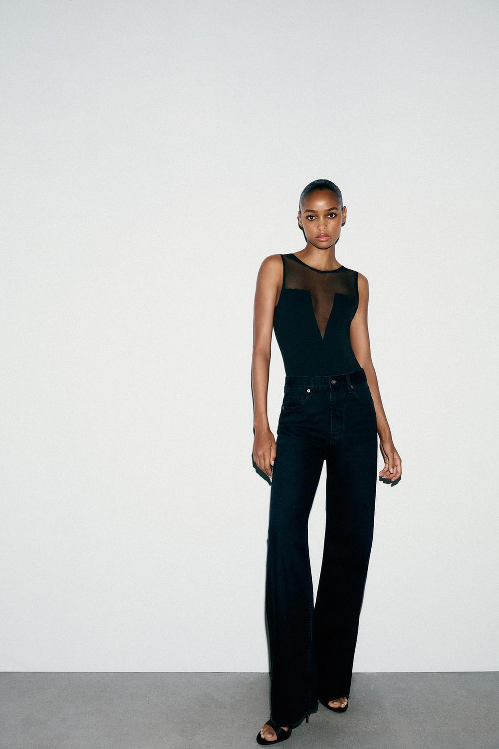 ZARA КОМБИНИРОВАННЫЙ КРЕПОВЫЙ ТОП , ЧЕРНЫЙ