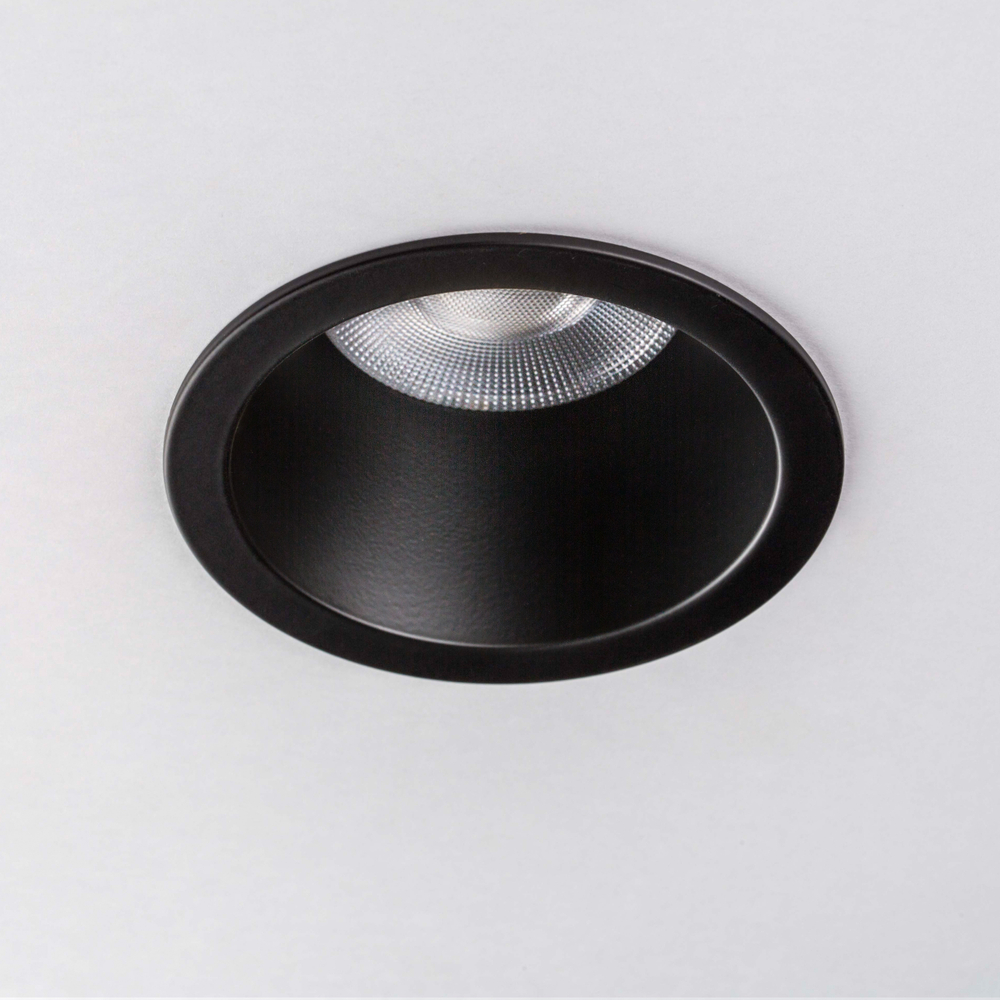 385647 Светильник CICLONE CYL 12W LED 923LM 60G ЧЕРНЫЙ 4000K IP44