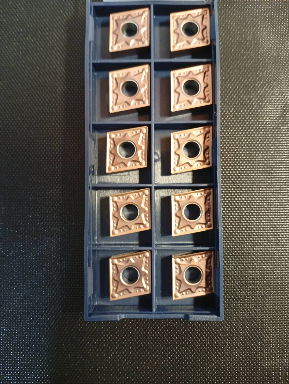 Пластина токарная CNMG120412-TM TP9125B