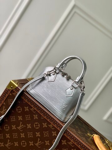 Louis Vuitton Nano Alma