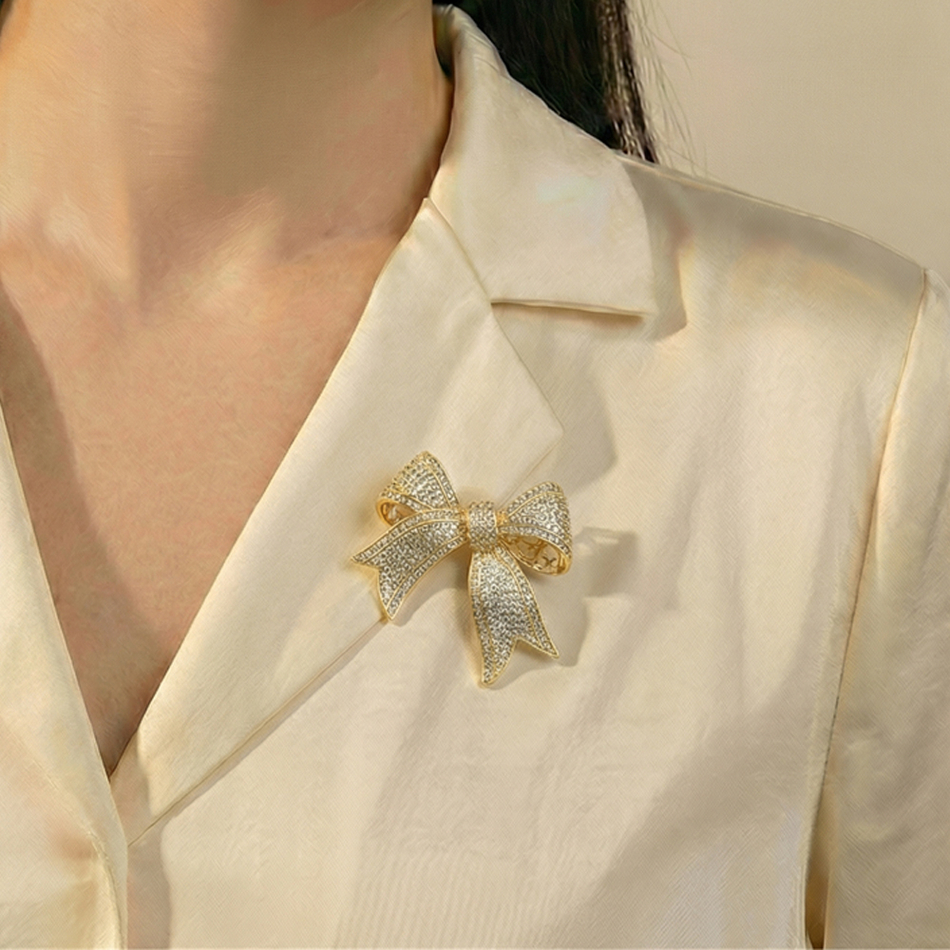 Брошь Fiore Luna Бантик Zircon XR00397B1 BW/G