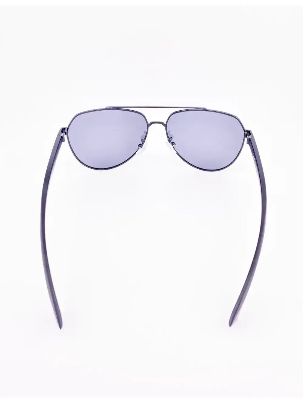 Очки солнцезащитные