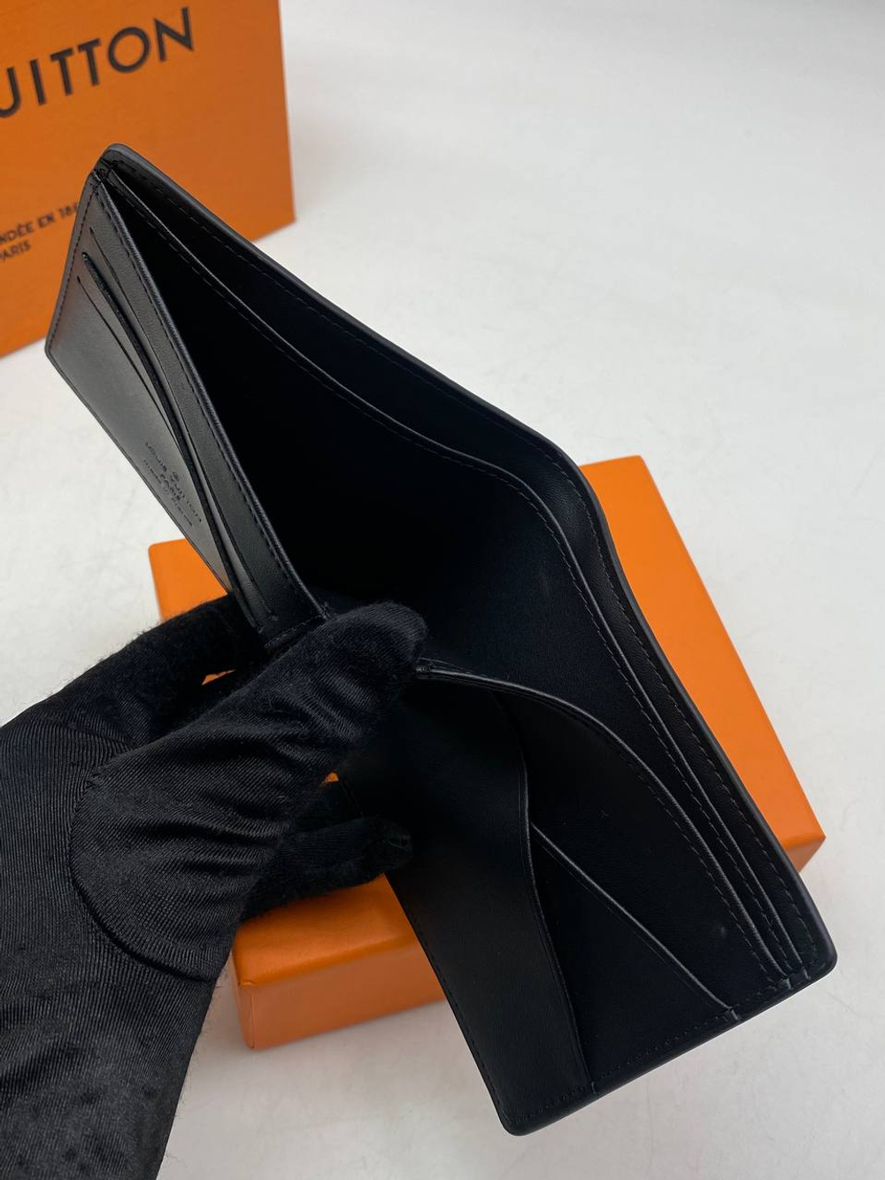 Кошелёк Louis Vuitton