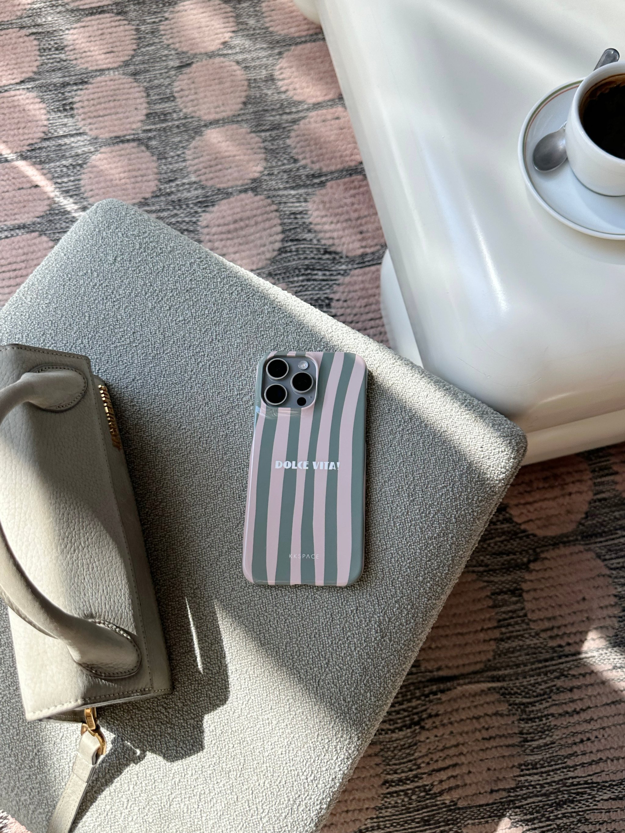 Чехол DOLCE VITA для iPhone