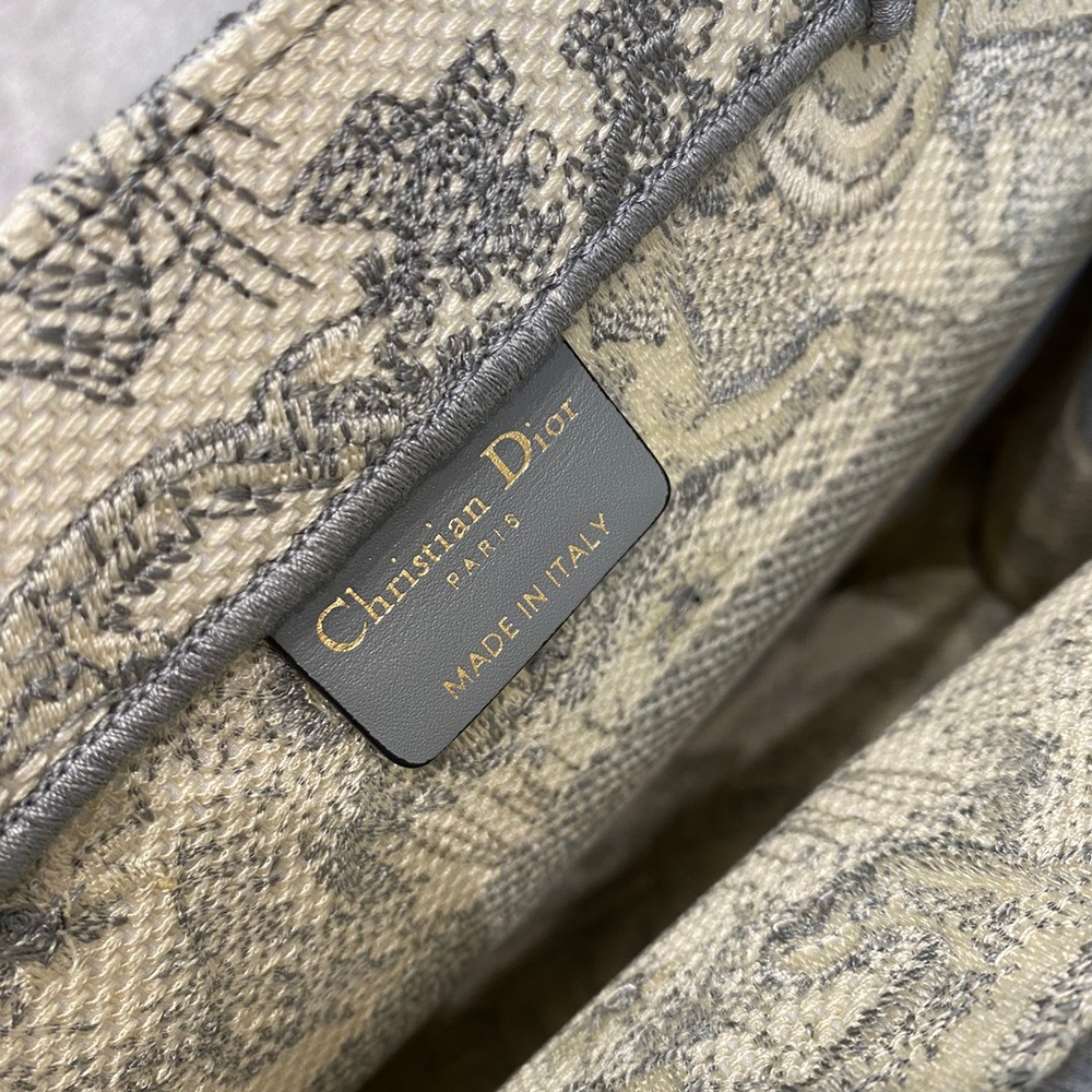 Christian Dior Book Tote 36 cm