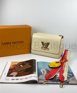 Бежевая сумка Twist Louis Vuitton Луи Виттон премиум класса