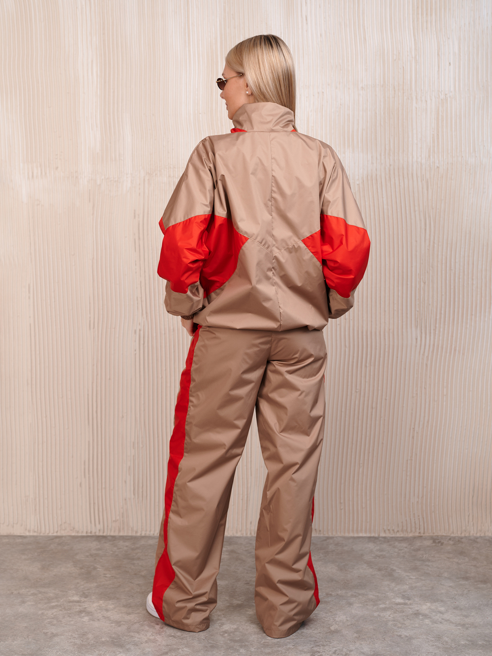 Костюм женский "Девяностые" бежевый