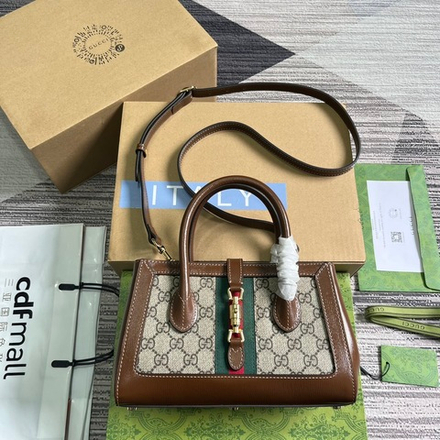 Gucci Small Tote With Piston Closure 24 cm