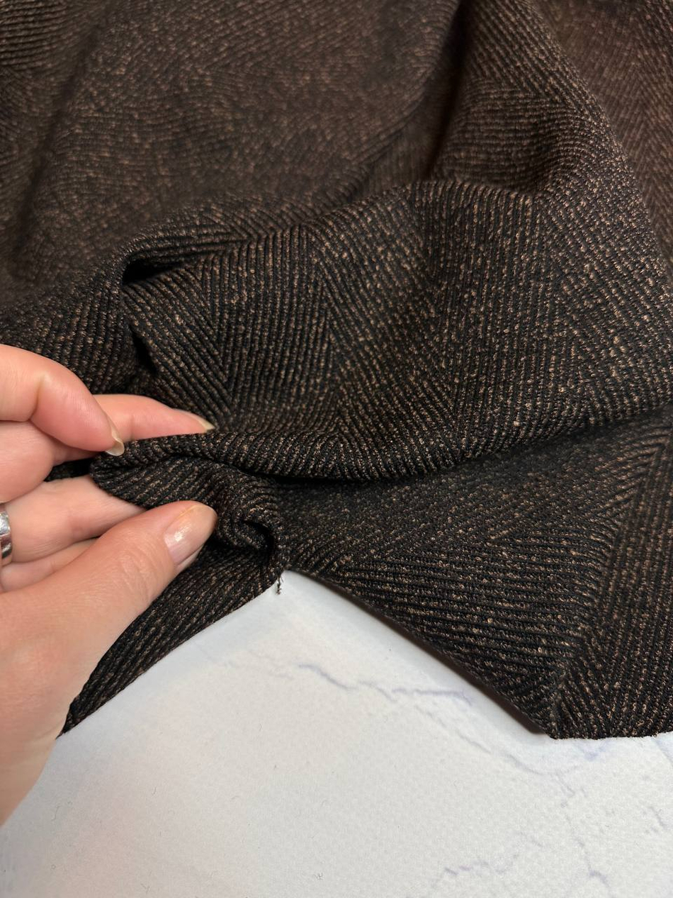 Костюмно-плательный смесовый твид букле (Piacenza, 55%шерсть/11%полиамид/34%вискоза, Темный мускат с золотой пылью/крупная елочка, 152, 336 гр/м2)