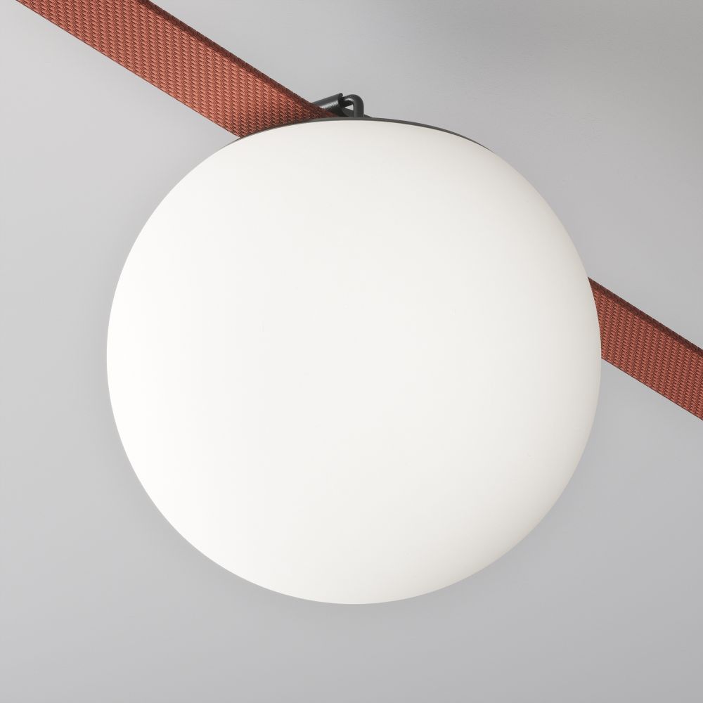 Трековый светодиодный светильник Maytoni Parity Luna TR125B-10W4K-B