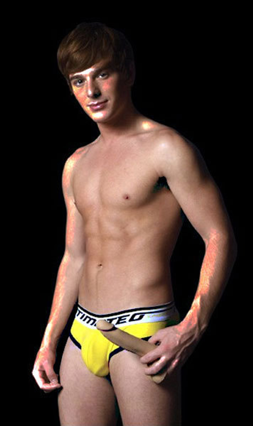 Реалистичный фаллоимитатор по слепку Брента Корригана, 22 см