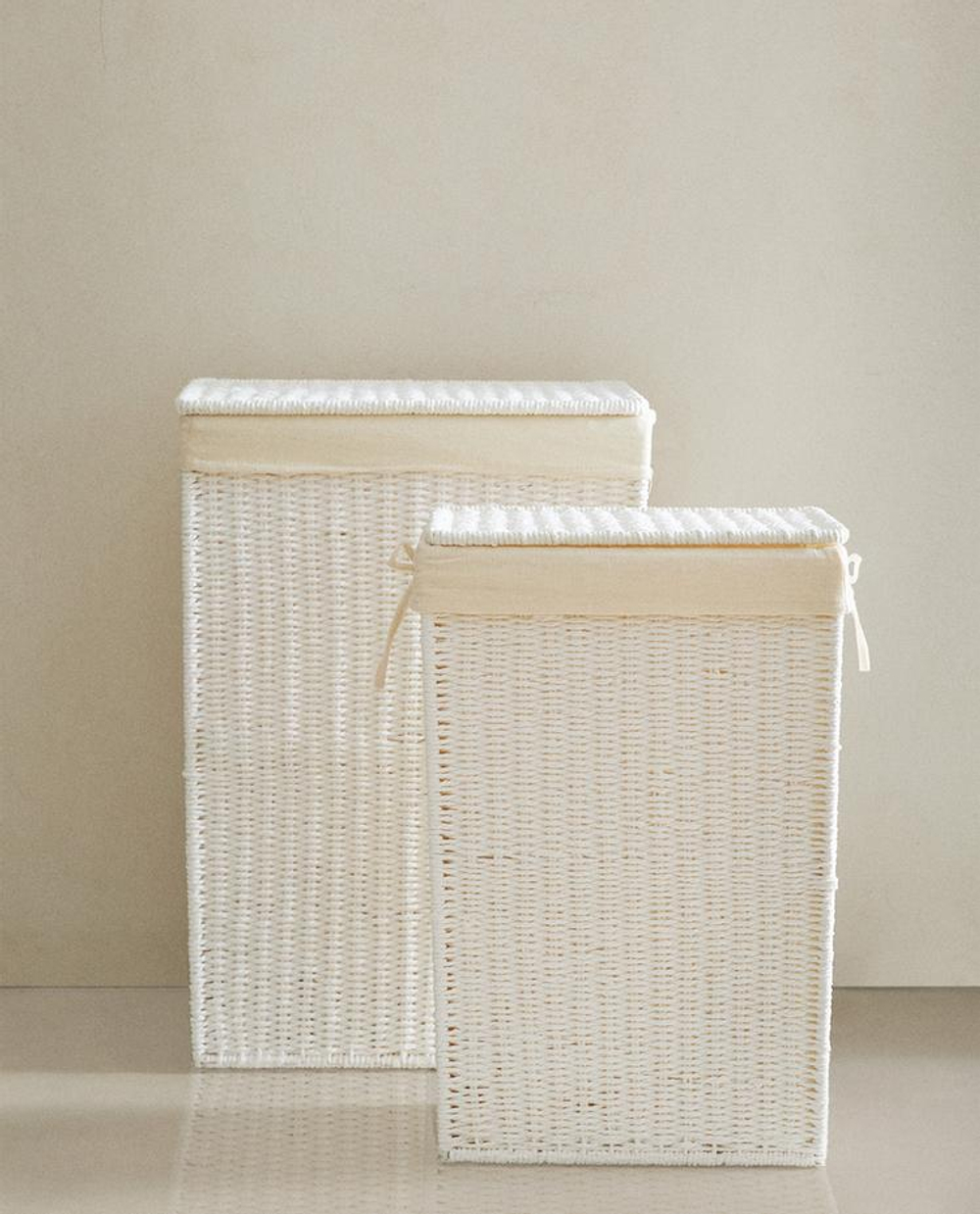 ZARA HOME КОРЗИНА ДЛЯ БЕЛЬЯ, С ПОДКЛАДКОЙ ИЗ ТКАНИ, БЕЛЫЙ