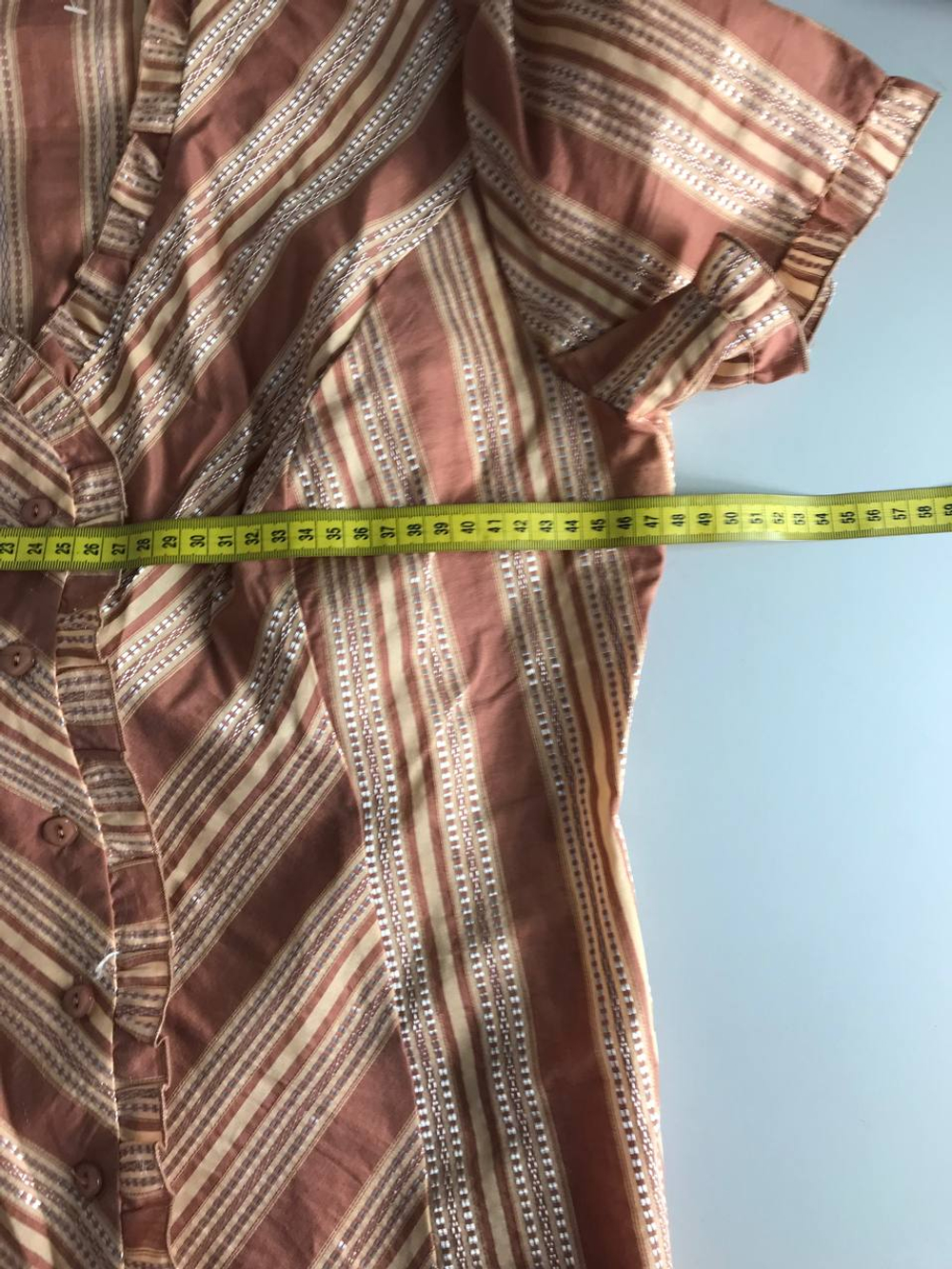 Блузка Le Soleil практичная, визуально на 50 размер