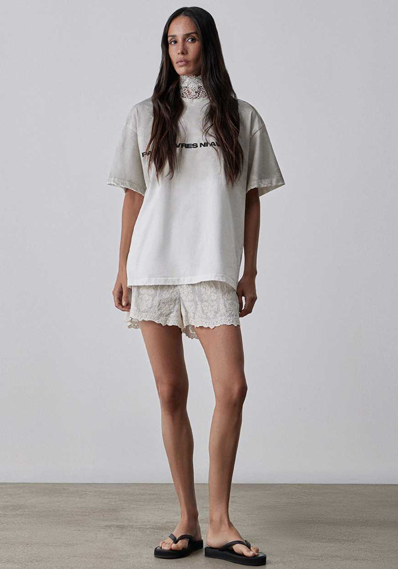 Топы, футболки и лонгсливы