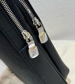 Сумка-слинг Louis Vuitton, арт. 469635889