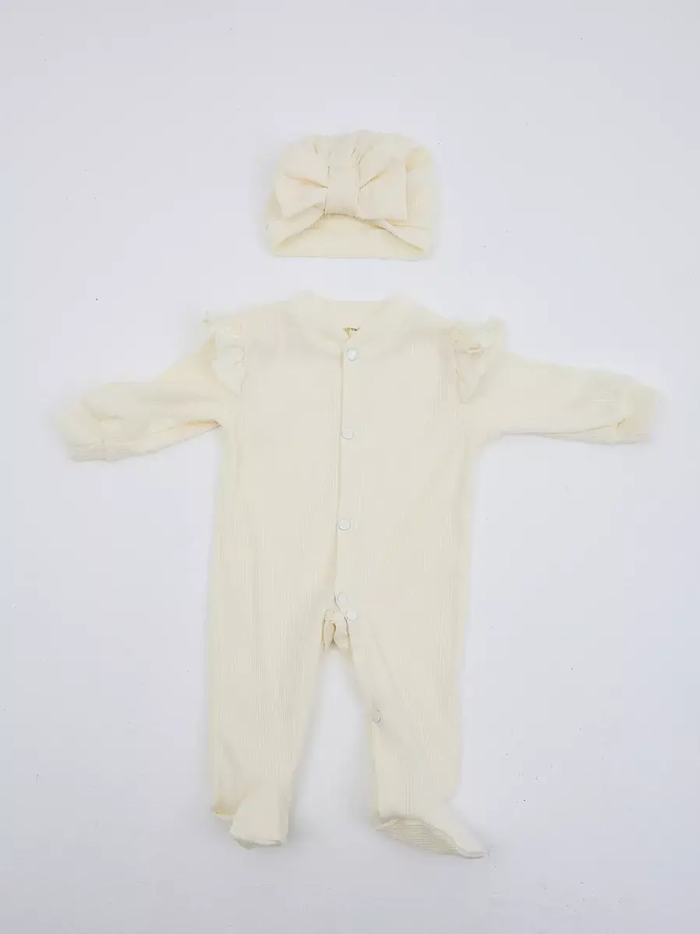 Комбинезон на выписку для новорожденного