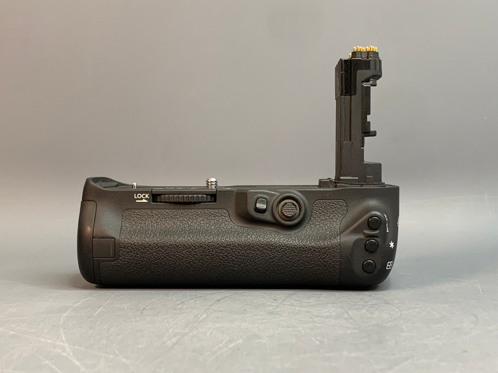 Battery Grip BG-E20