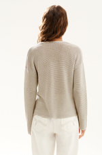 23573 Пуловер женский (бежевый)