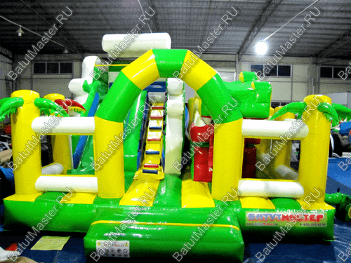 Коммерческий батут "Белый клык" желто-зелёный с механизированной головой, размер 6*5*4 м