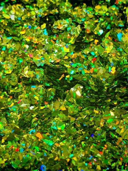 Хлопья - слюда 88812 - Лесной янтарь голографик - для литья изделий и творчества