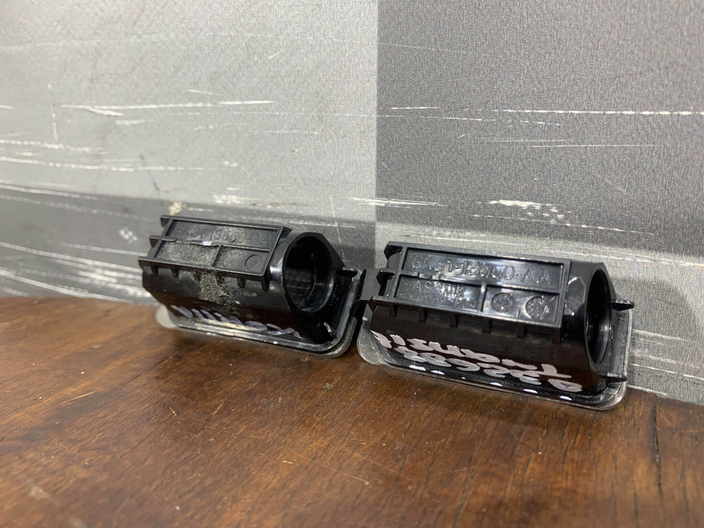 Подсветка номера комплект Ford Transit 7 14-нв Б/У Оригинал GK3113550AA