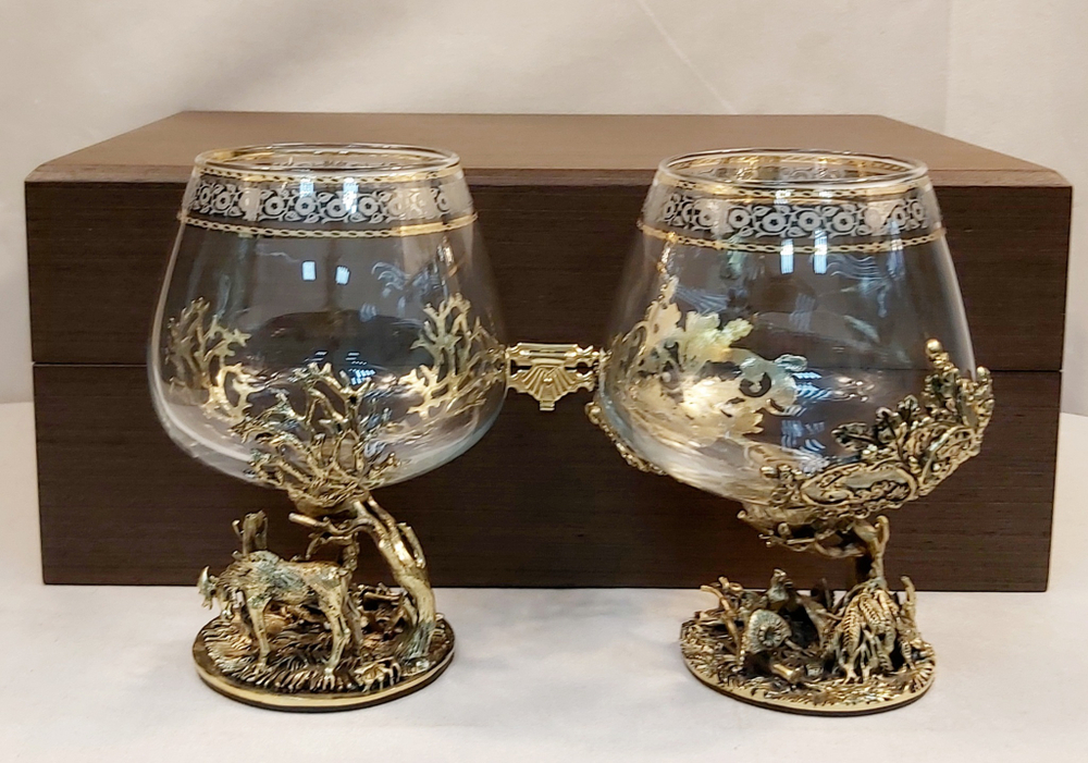 Набор из 2-х бокалов для коньяка "Охота на лося и Охота на глухаря" (подарочный футляр)