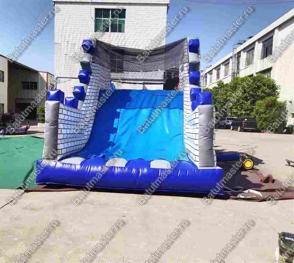 Надувная полоса препятствий "Дворцовое средневековье" размер 12х4х3,8