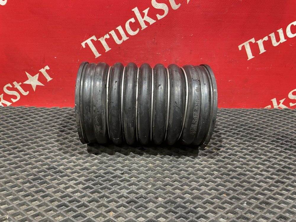 Патрубок интеркулера 2018г