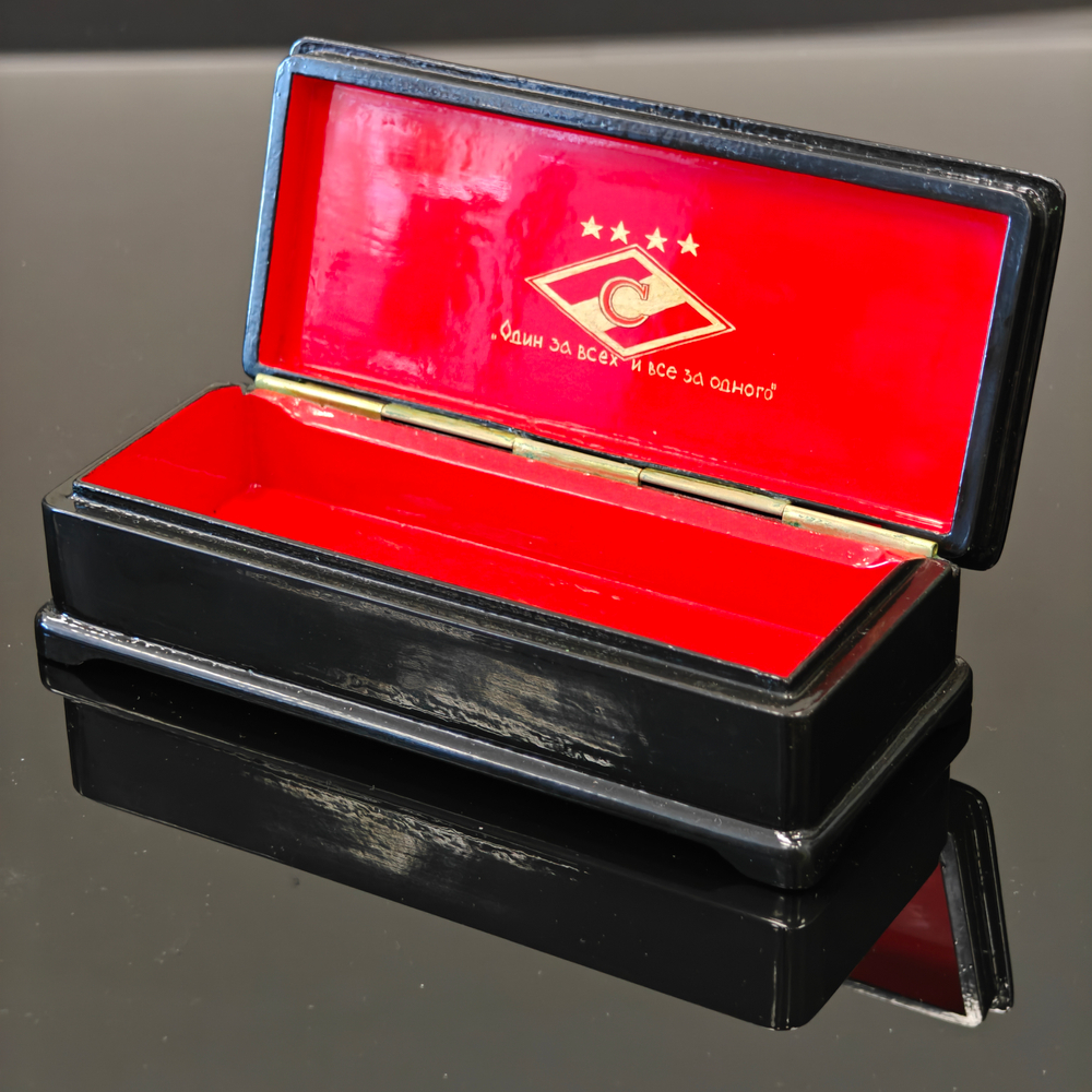 Шкатулка Палех подарок футбольному болельщику