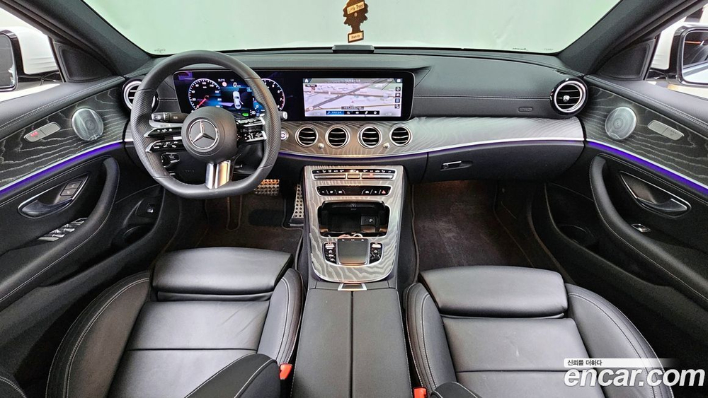 Mercedes-Benz E-Class W213 E350 4MATIC AMG Line Editions (12.2020)