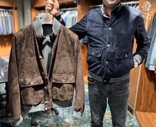 Замшевый бомбер Loro Piana