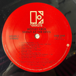 Винтажная виниловая пластинка LP Motley Crue Shout At The Devil (USA 1983) Red Hot