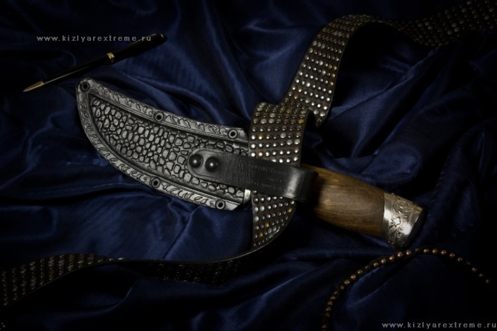 Охотничий нож Гюрза-2 украшенная Мельхиором
