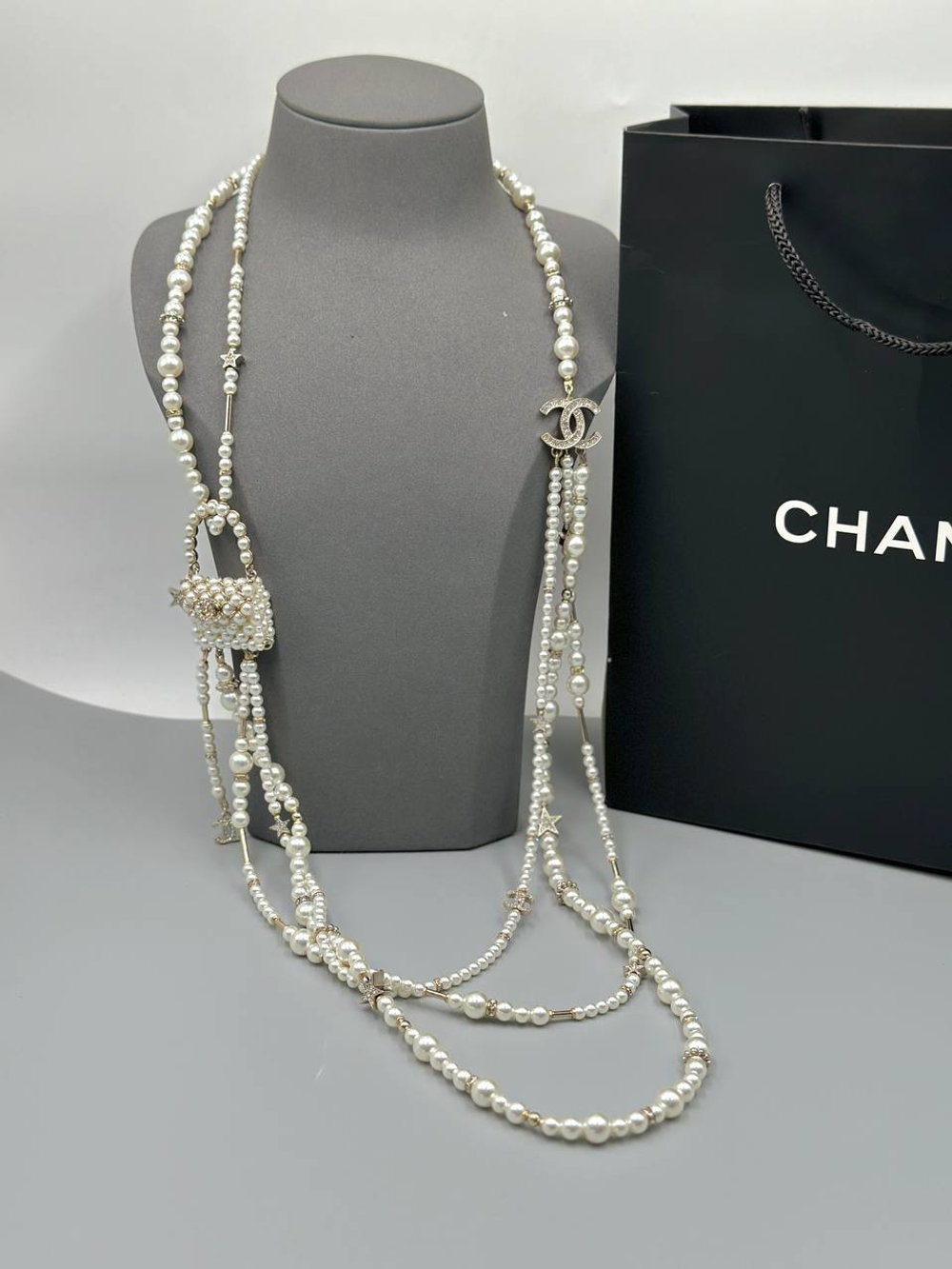 Колье CHANEL