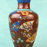 Парные вазы с хризантемами