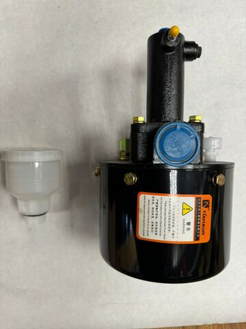 Главный тормозной цилиндр LW300,SDLG 4120006349