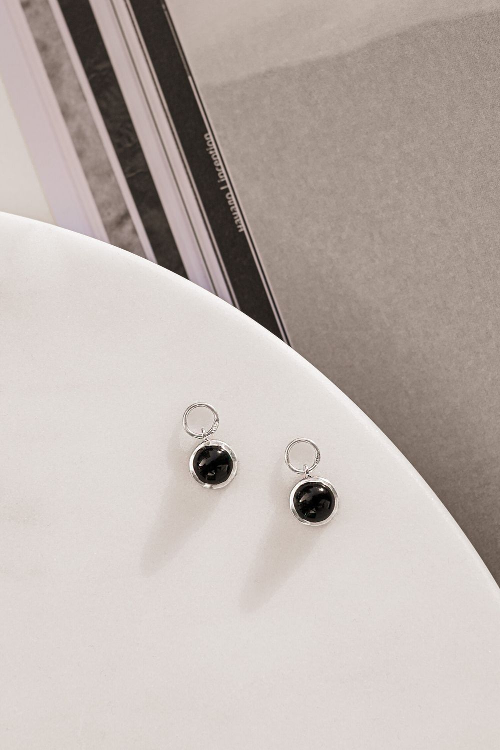 Подвесы на серьги с черным агатом