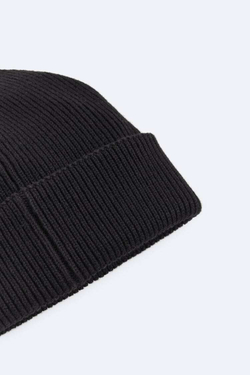 ZARA ТРИКОТАЖНАЯ ШАПКА В РУБЧИК, ЧЕРНЫЙ